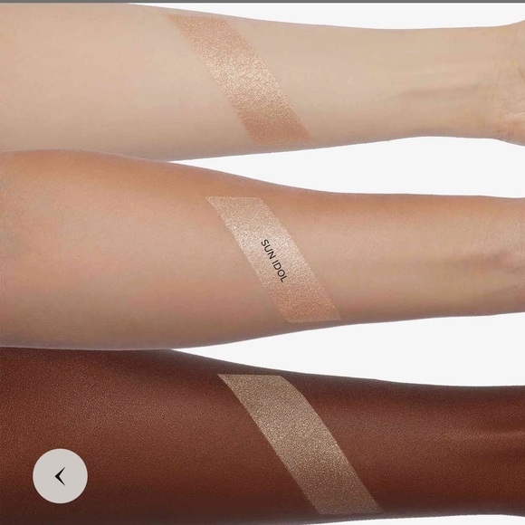 Anastasia Glow Seeker Highlighter - Picture 2 of 2